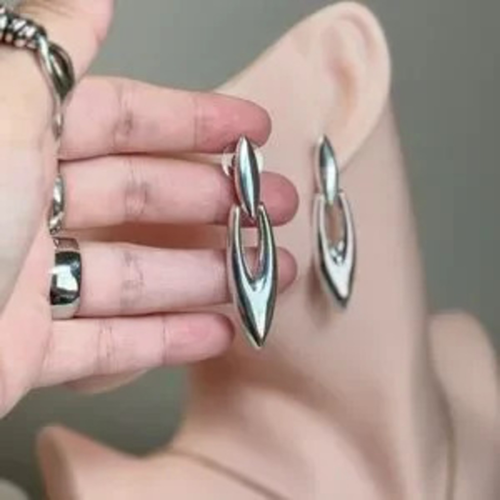 ?? Punk Silver Drop Earrings